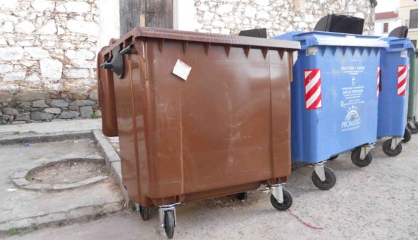 postcontenedormarrónok